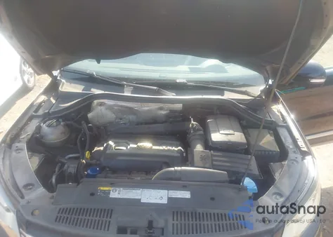 2014 Volkswagen Tiguan R-Line z USA, uszkodzony, nr VIN WVGAV3AX6EW094629